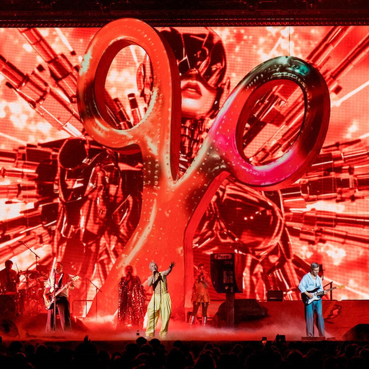 Scissor Sisters - It's 10pm... Do You Know Where Your Sisters Are? Live from The O2, London - Red Vinyl 3LP